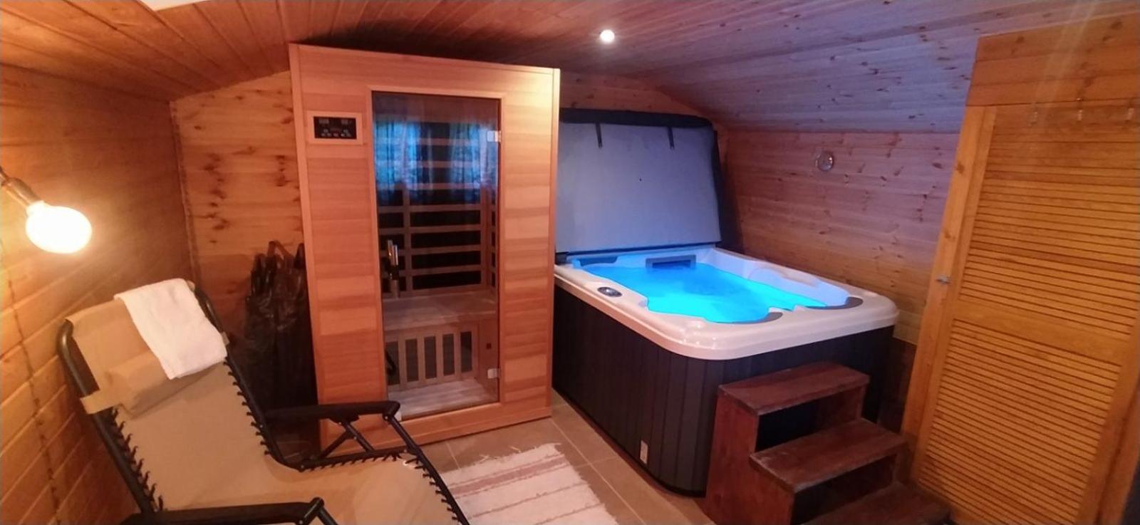 Mözsi Apartman Tolna Bagian luar foto
